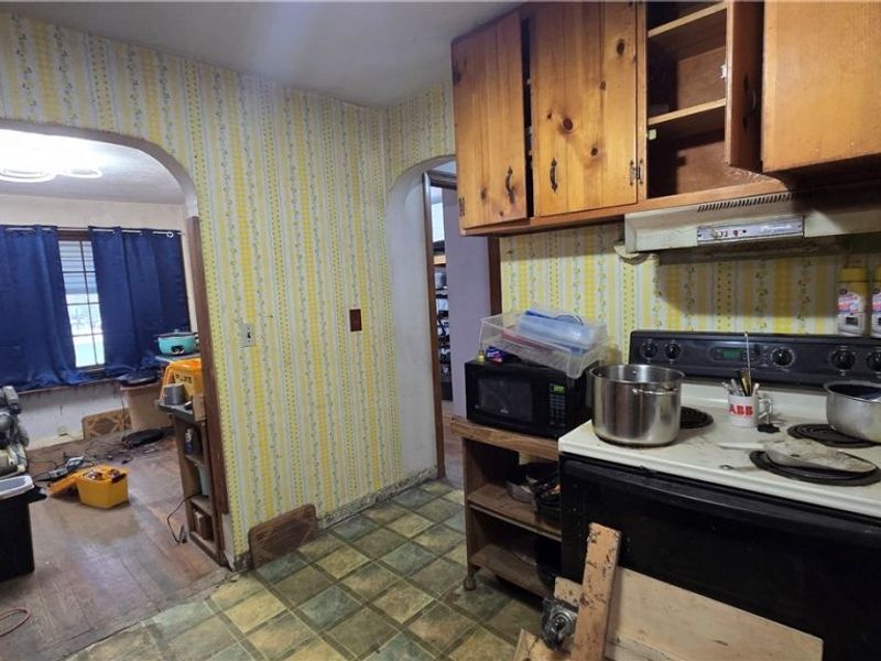 237 N Turner Road, Youngstown, OH 44515 Photo 10