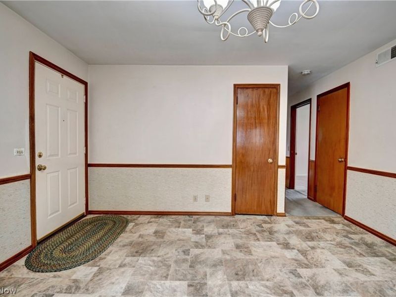 1133 Clearmount Avenue SE, North Canton, OH 44720 Photo 12