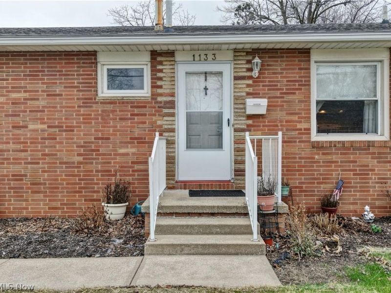 1133 Clearmount Avenue SE, North Canton, OH 44720 Photo 6