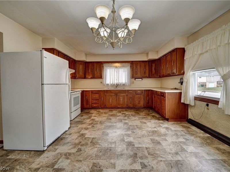 1133 Clearmount Avenue SE, North Canton, OH 44720 Photo 9