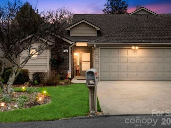 21 Tisha Lane, Hendersonville, NC 28739