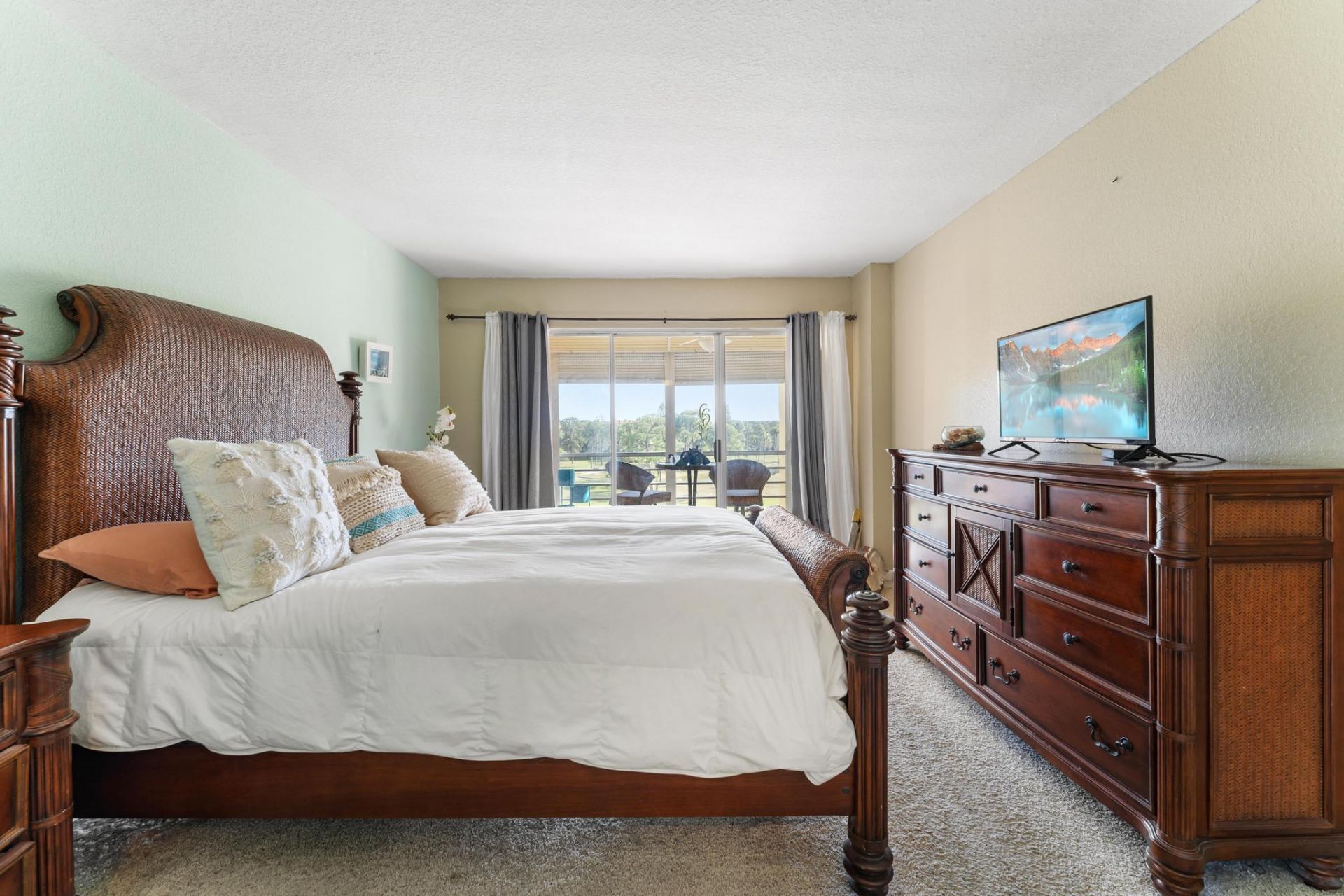 3654 Via Poinciana, Unit 504, Lake Worth, FL 33467 Photo