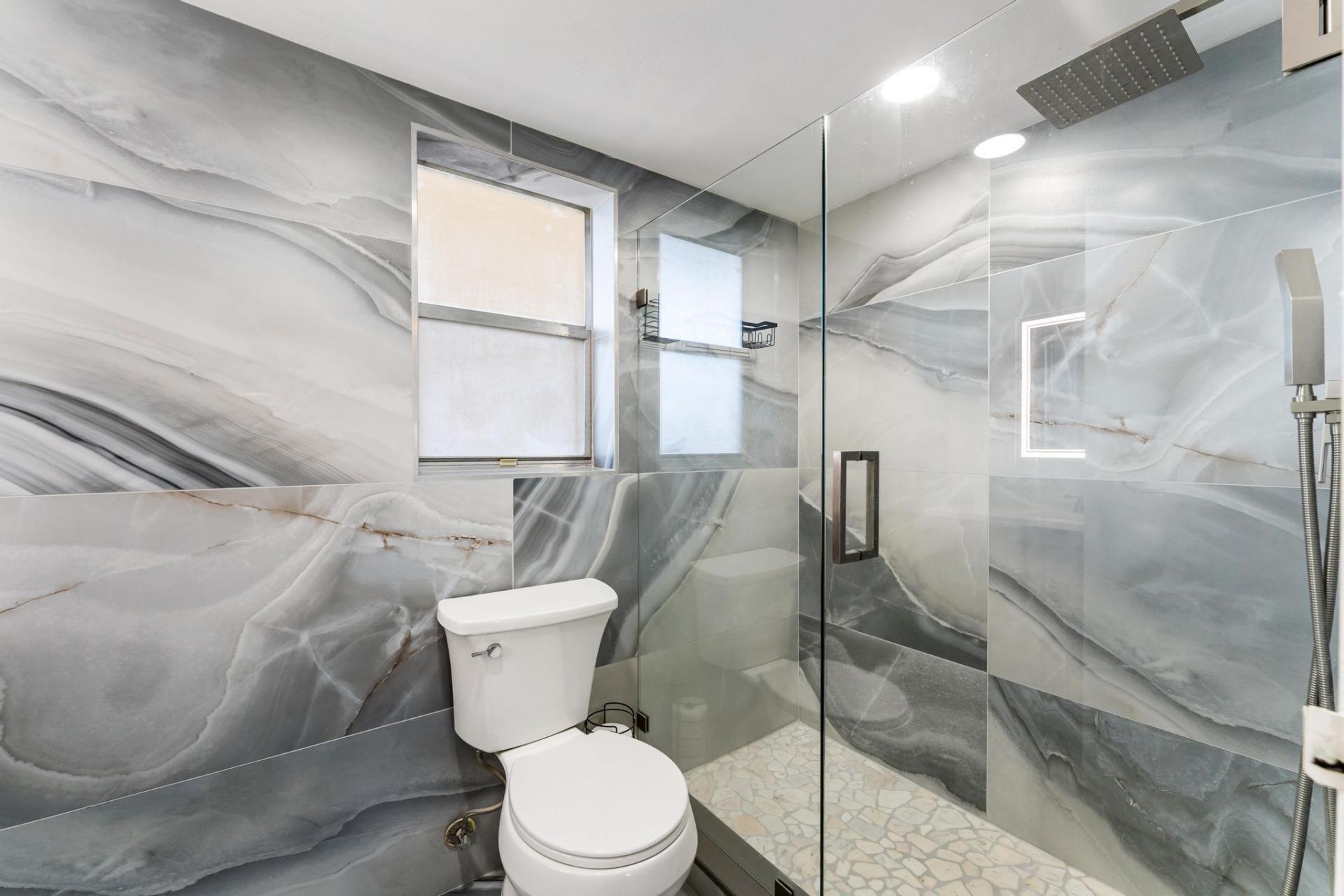 3654 Via Poinciana, Unit 504, Lake Worth, FL 33467 Photo