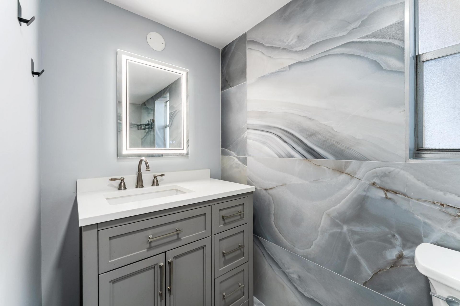 3654 Via Poinciana, Unit 504, Lake Worth, FL 33467 Photo