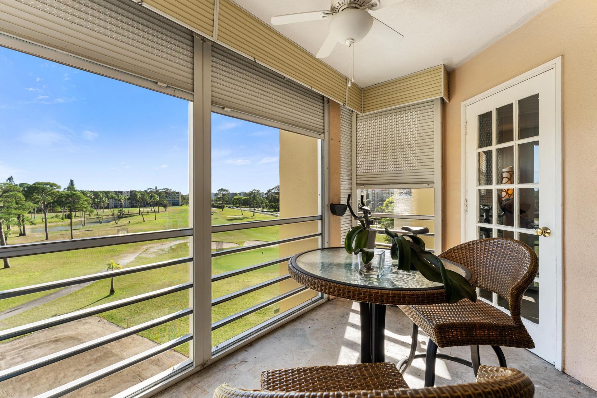 3654 Via Poinciana, Unit 504, Lake Worth, FL 33467 Photo