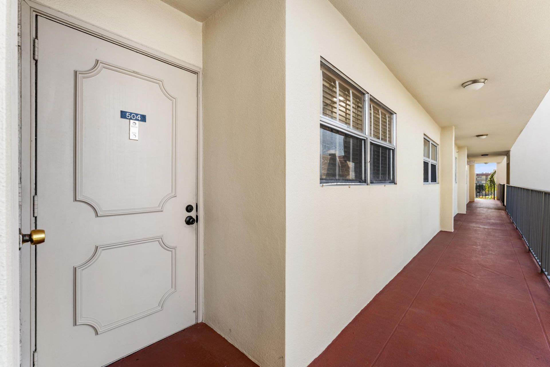 3654 Via Poinciana, Unit 504, Lake Worth, FL 33467 Photo