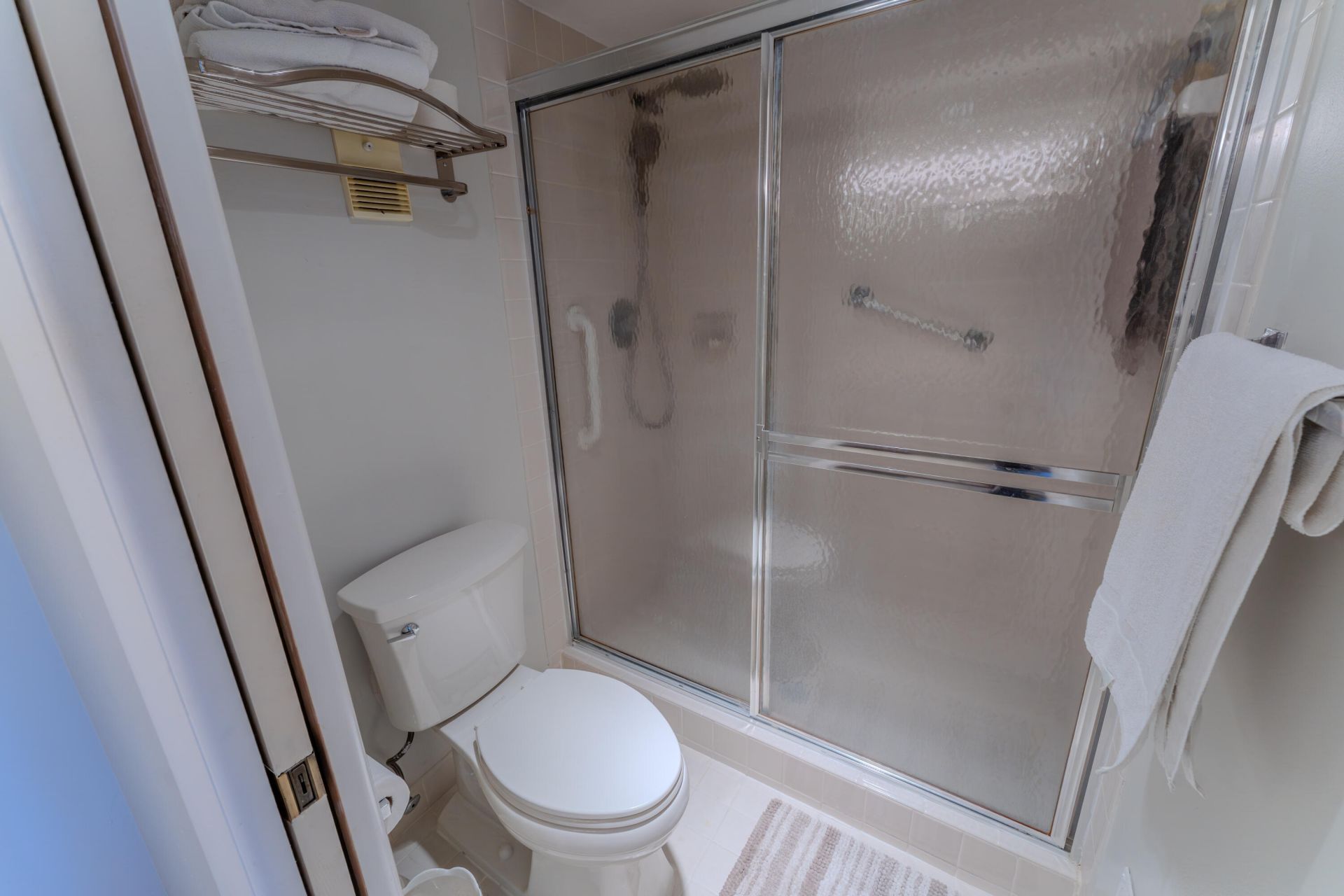 4725 E Lucerne Lakes Blvd Boulevard E, Unit 203, Lake Worth, FL 33467 Photo