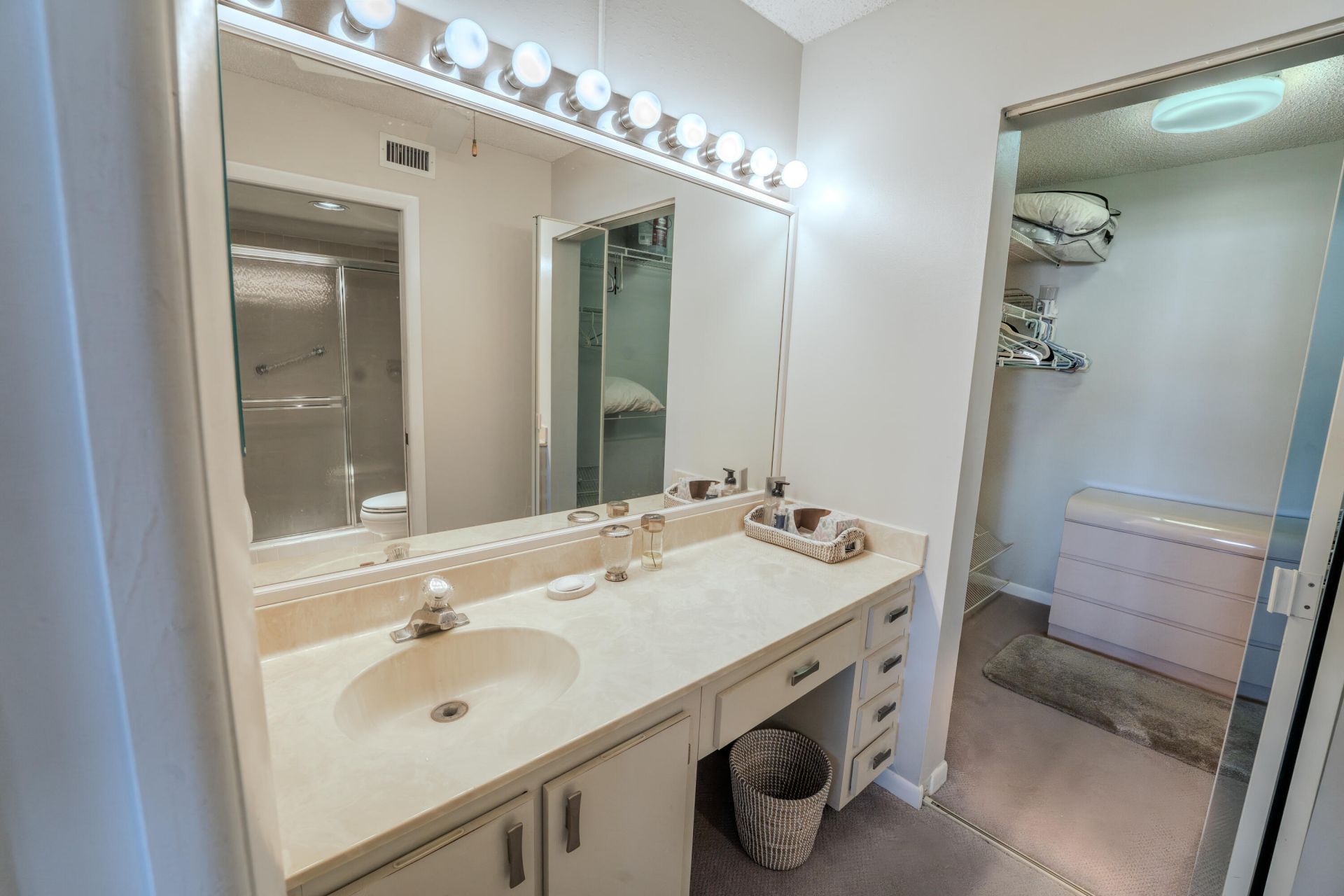 4725 E Lucerne Lakes Blvd Boulevard E, Unit 203, Lake Worth, FL 33467 Photo