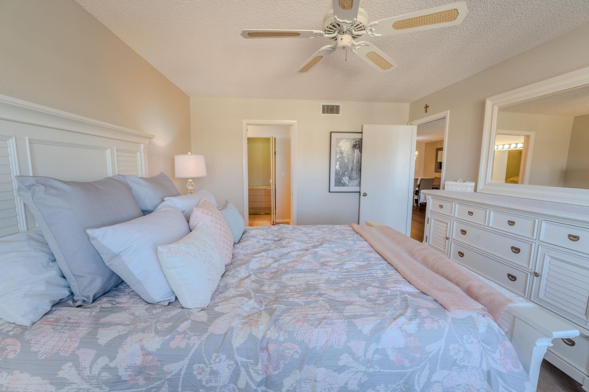 4725 E Lucerne Lakes Blvd Boulevard E, Unit 203, Lake Worth, FL 33467 Photo