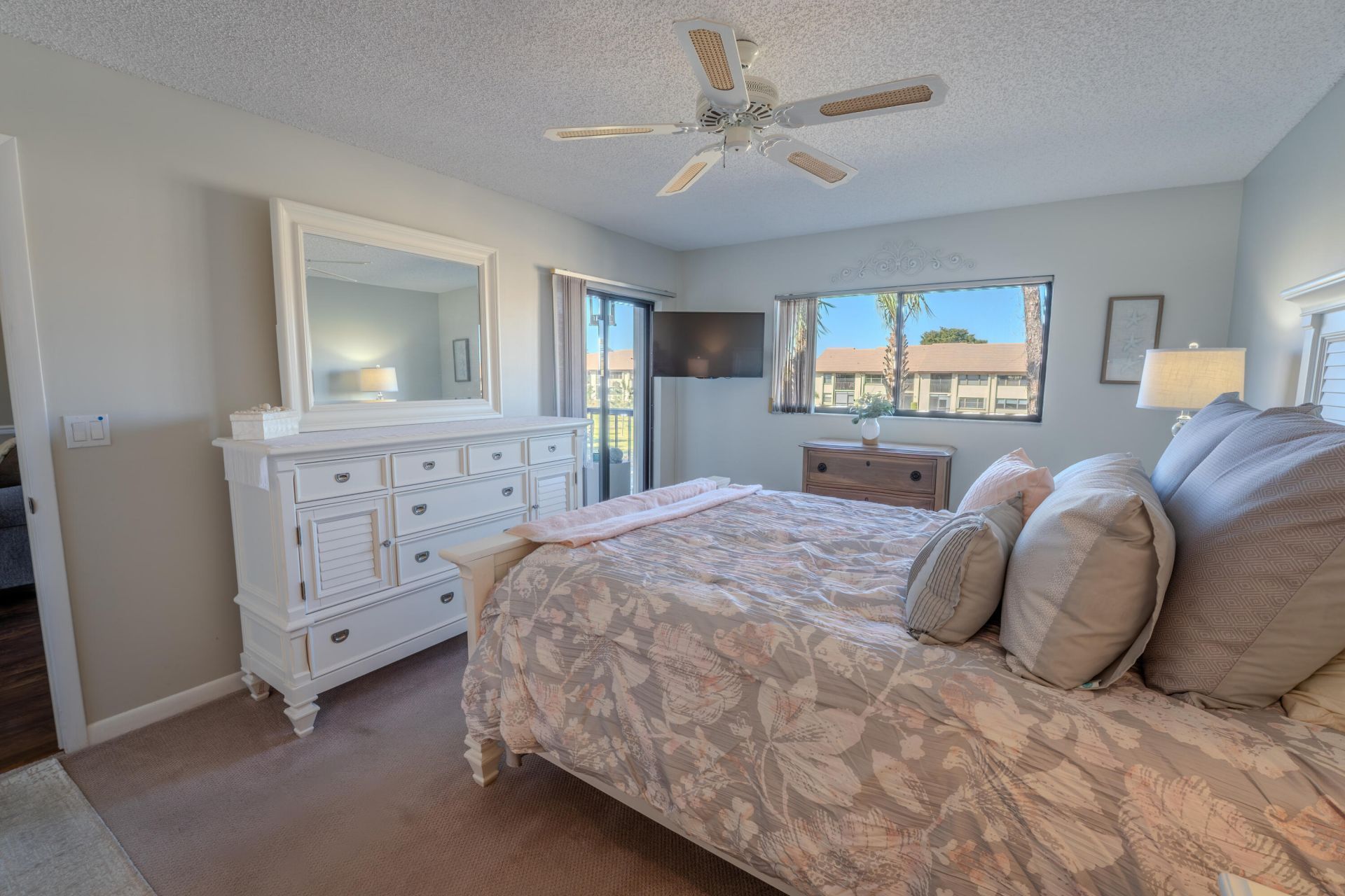 4725 E Lucerne Lakes Blvd Boulevard E, Unit 203, Lake Worth, FL 33467 Photo