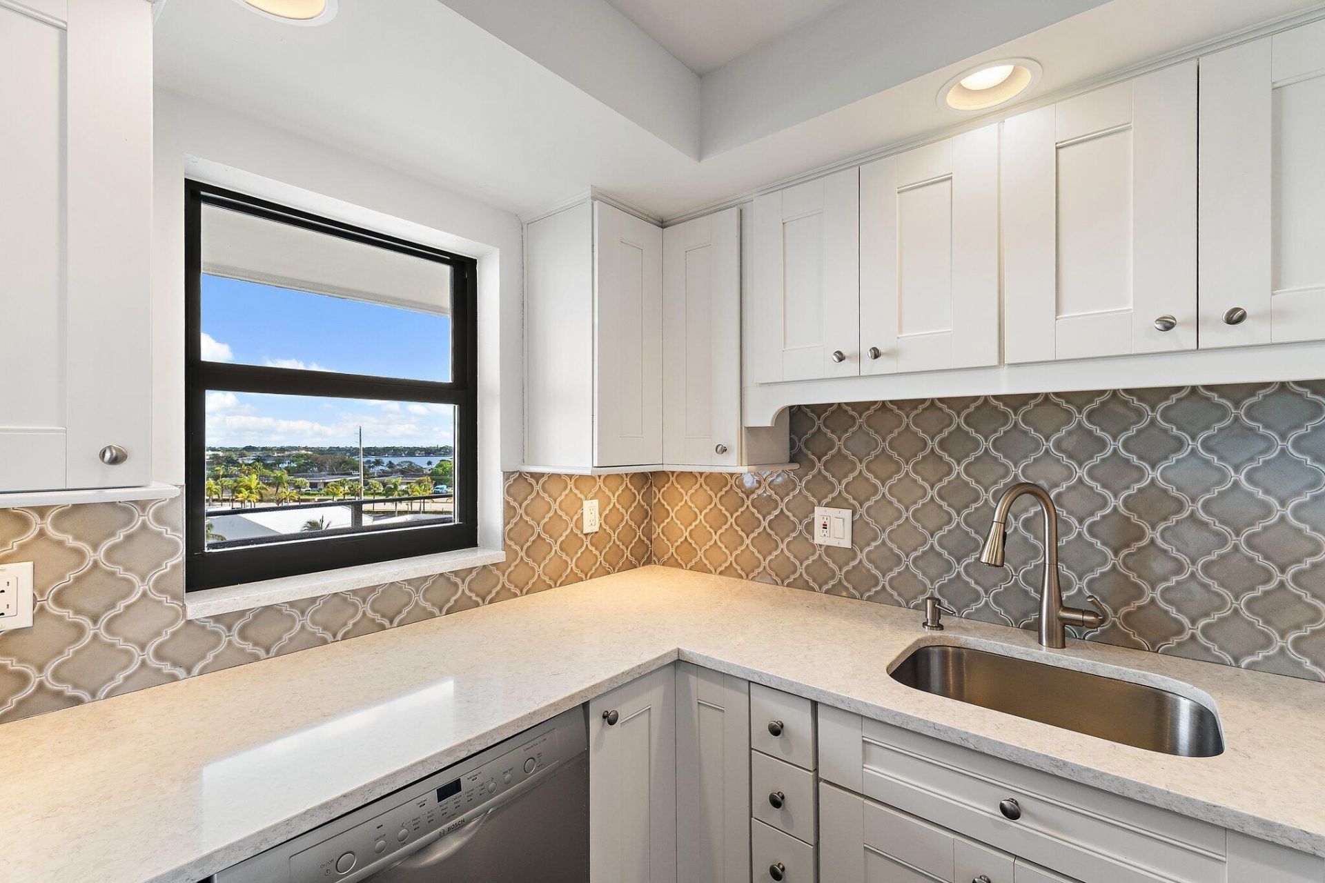 336 Golfview Road, Unit 719, North Palm Beach, FL 33408 Photo