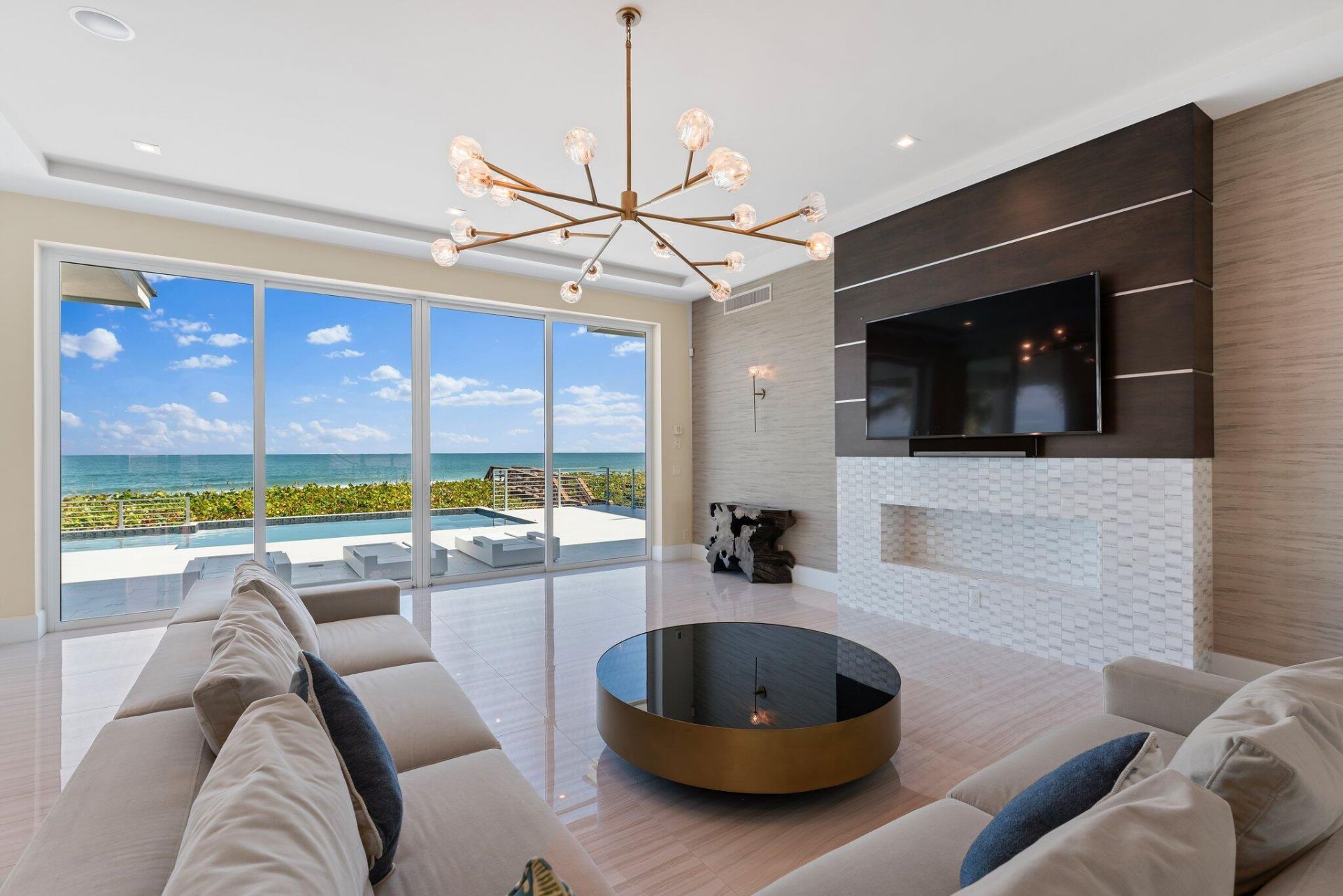 8020 S Ocean Drive, Jensen Beach, FL 34957 Photo