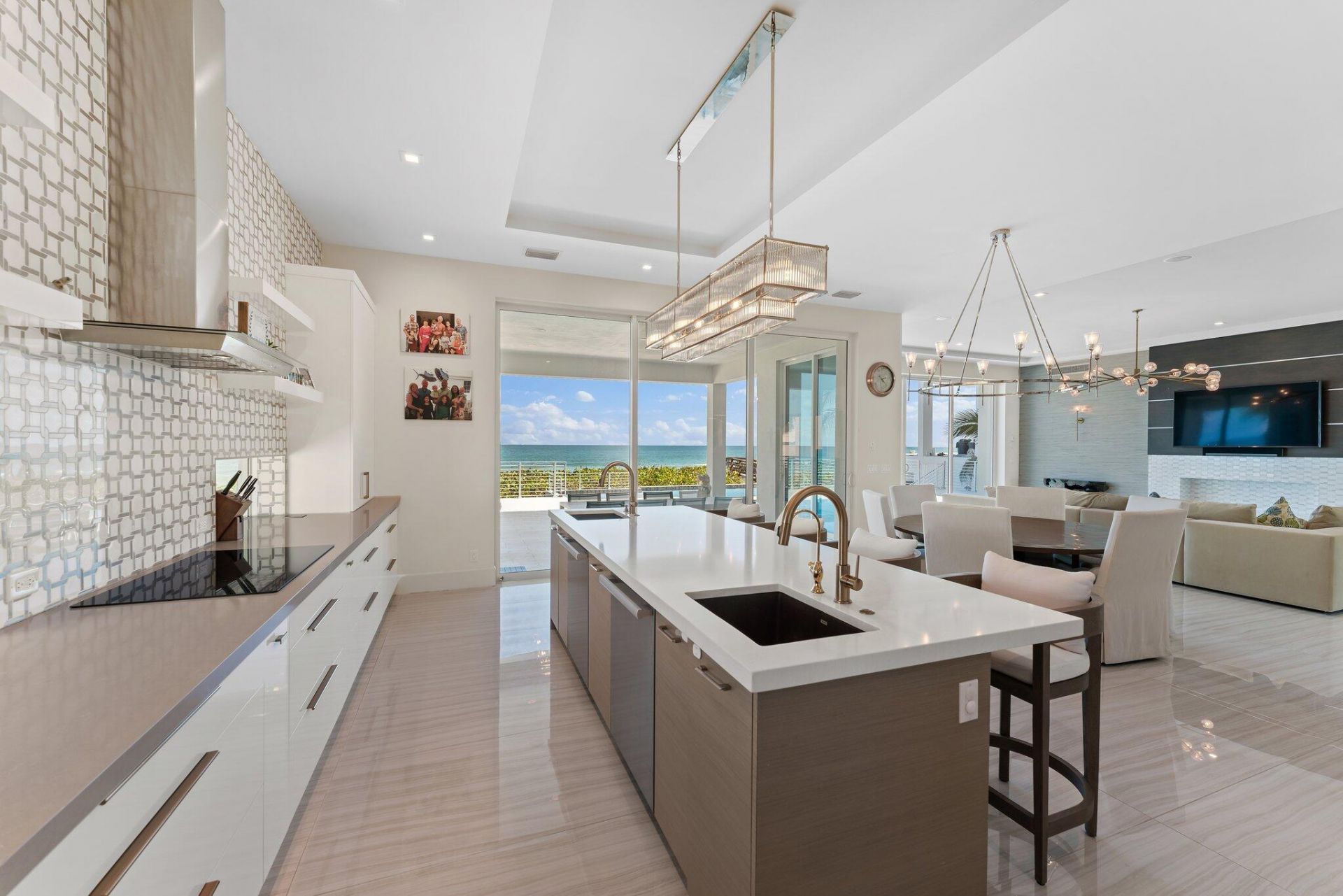 8020 S Ocean Drive, Jensen Beach, FL 34957 Photo