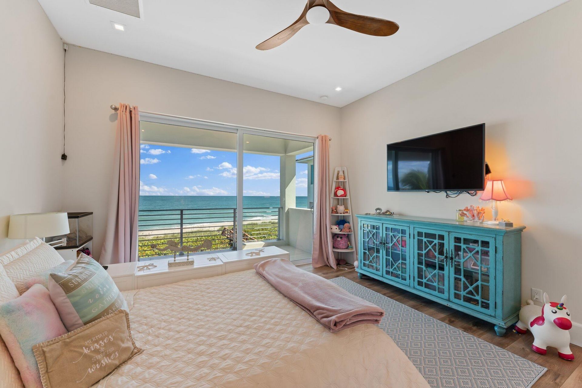 8020 S Ocean Drive, Jensen Beach, FL 34957 Photo