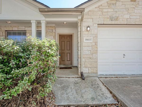 18613 White Water CV, Pflugerville, TX 78660