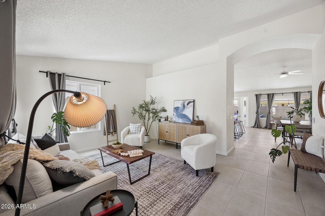 3129 W Ross Avenue, Phoenix, AZ 85027 Main Photo