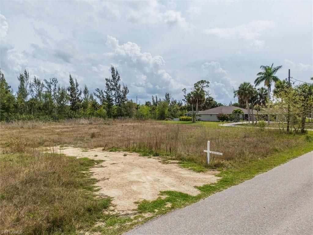 7324 Lake Dr, Fort Myers, FL 33908 Photo