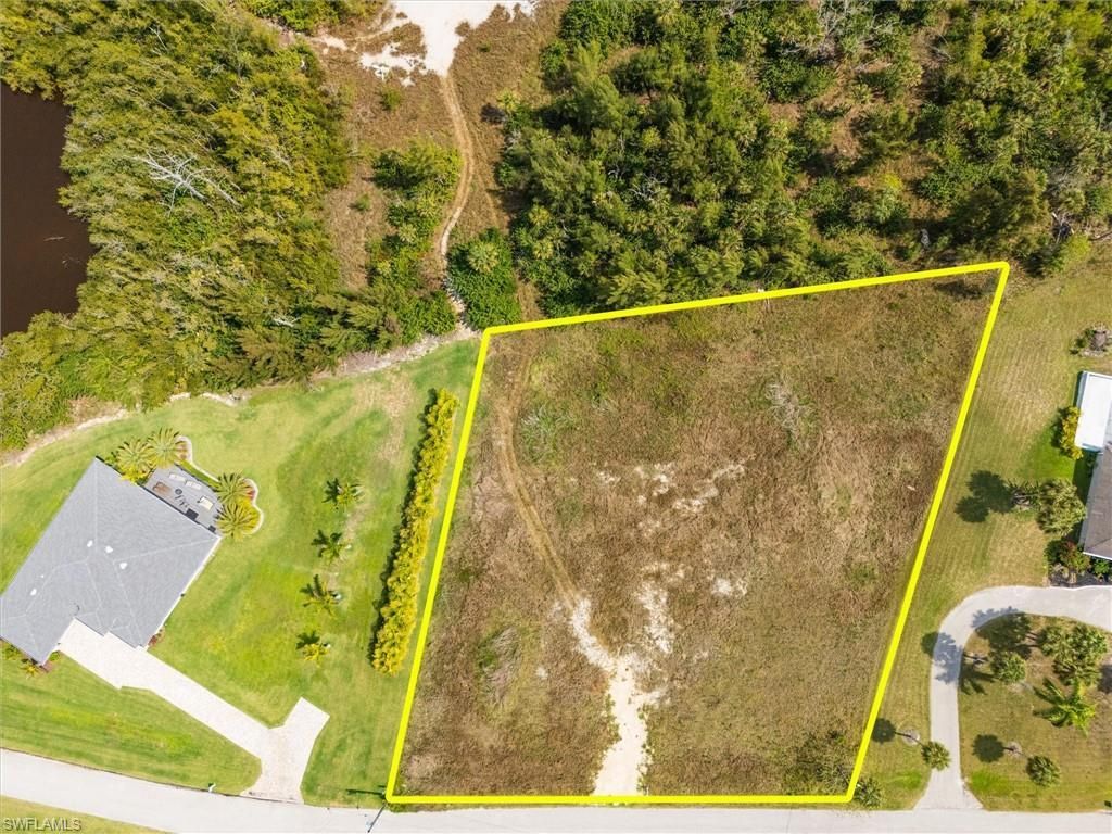 7324 Lake Dr, Fort Myers, FL 33908 Photo