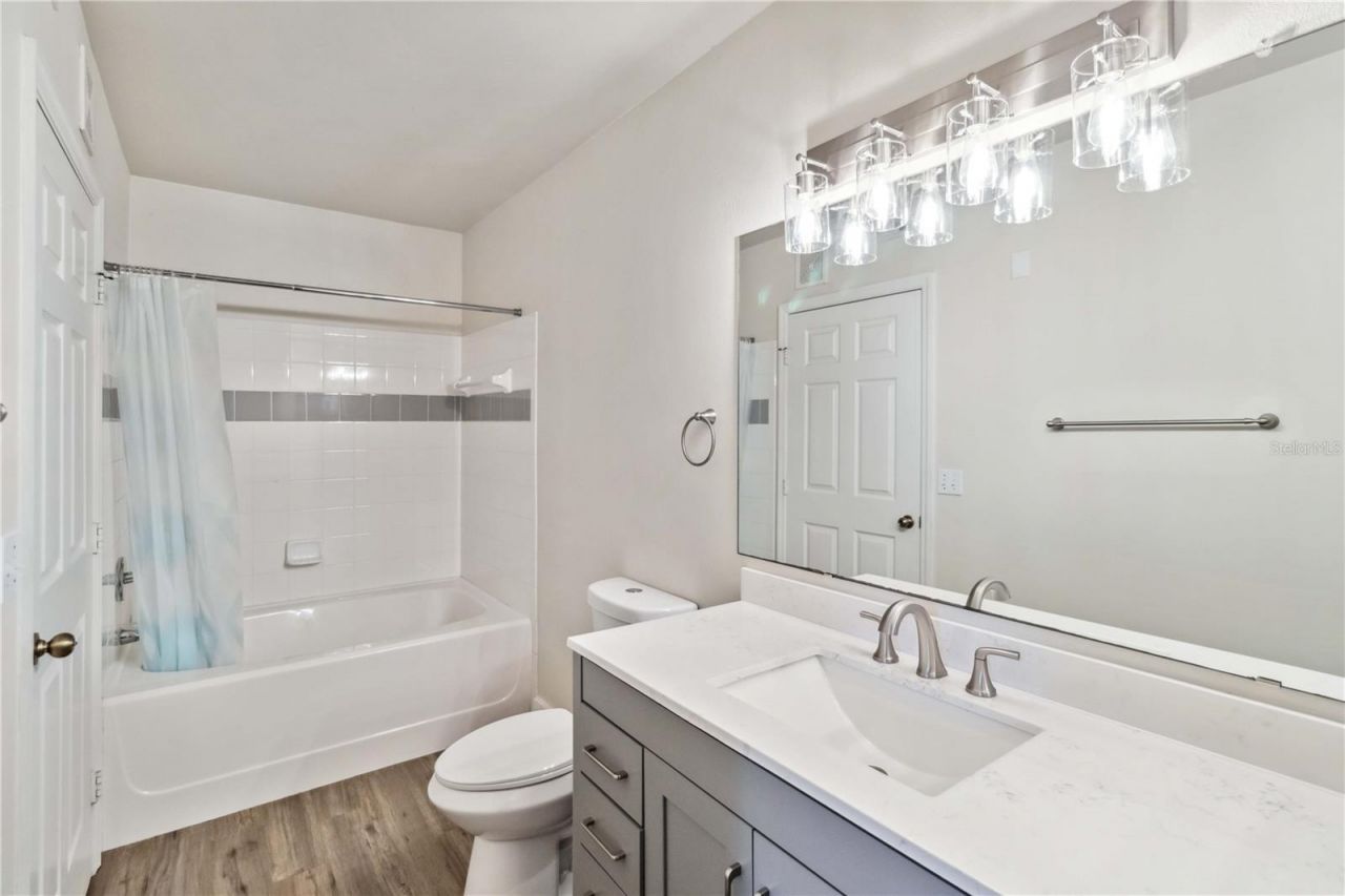 1005 Villagio Circle, Unit 106, Sarasota, FL 34237 Photo