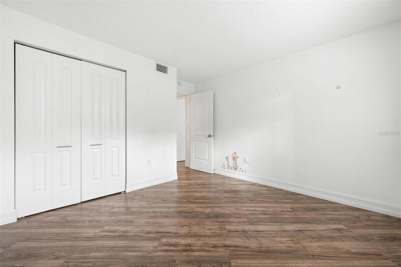 3223 Beneva Road, Unit 101, Sarasota, FL 34232 Photo