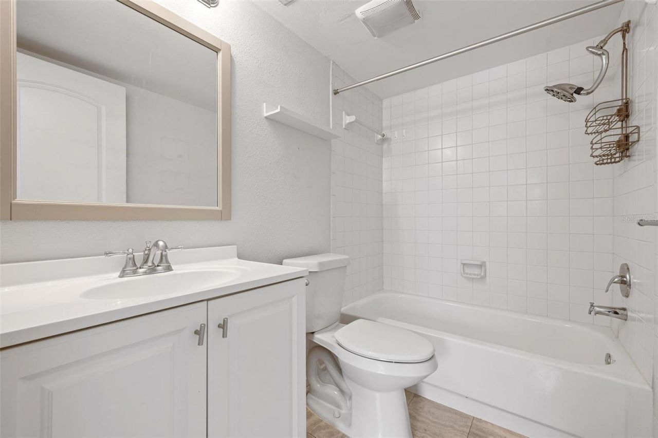 3223 Beneva Road, Unit 101, Sarasota, FL 34232 Photo
