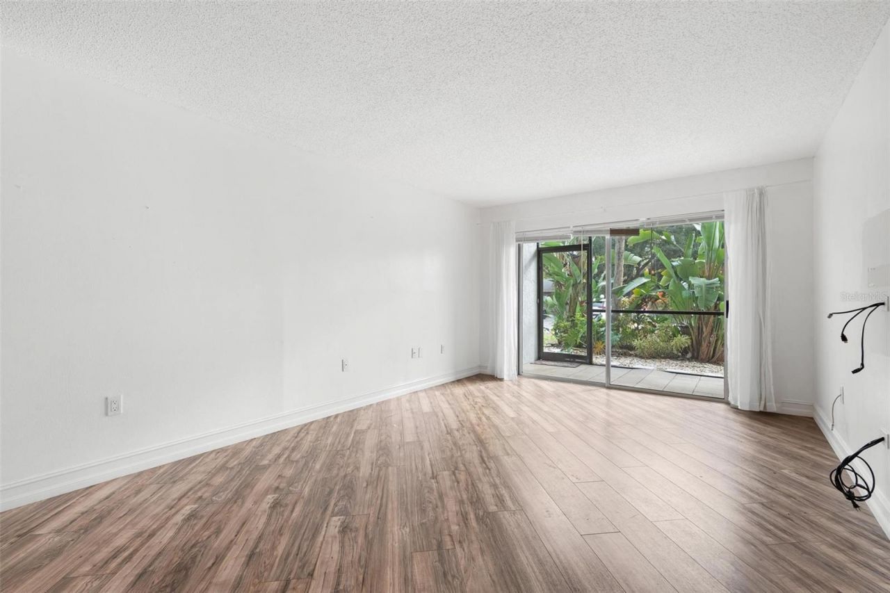 3223 Beneva Road, Unit 101, Sarasota, FL 34232 Photo