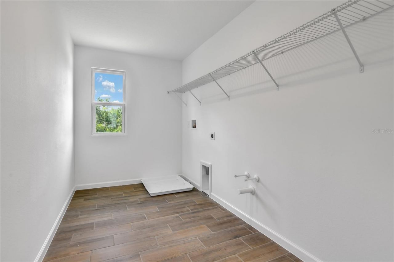 708 Lake Dell Avenue , Dundee, FL 33838 Photo