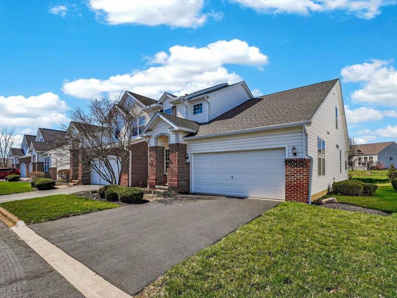 5013 Julia Ann Drive, Grove City, OH 43123 Photo 2