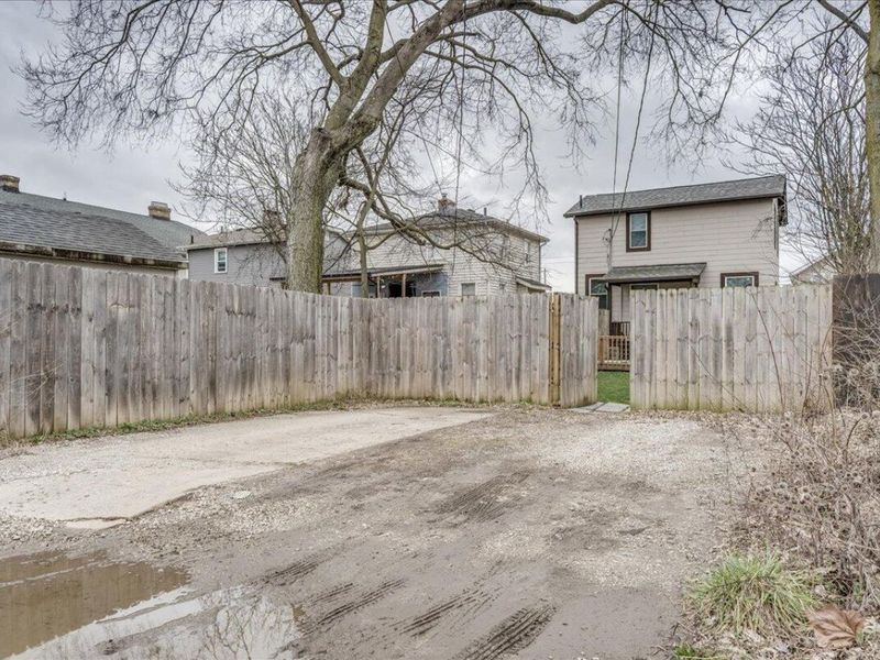 670 Frebis Avenue, Columbus, OH 43206 Photo 31