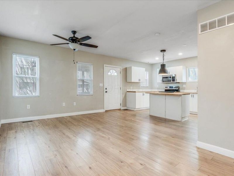 670 Frebis Avenue, Columbus, OH 43206 Photo 8