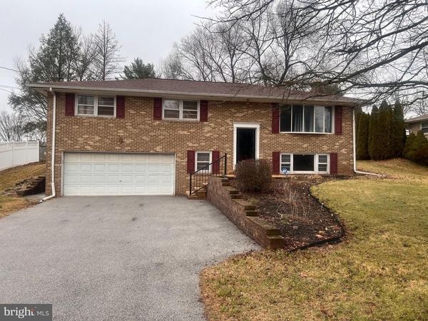 2589 AUDLYN DRIVE , YORK, PA 17408