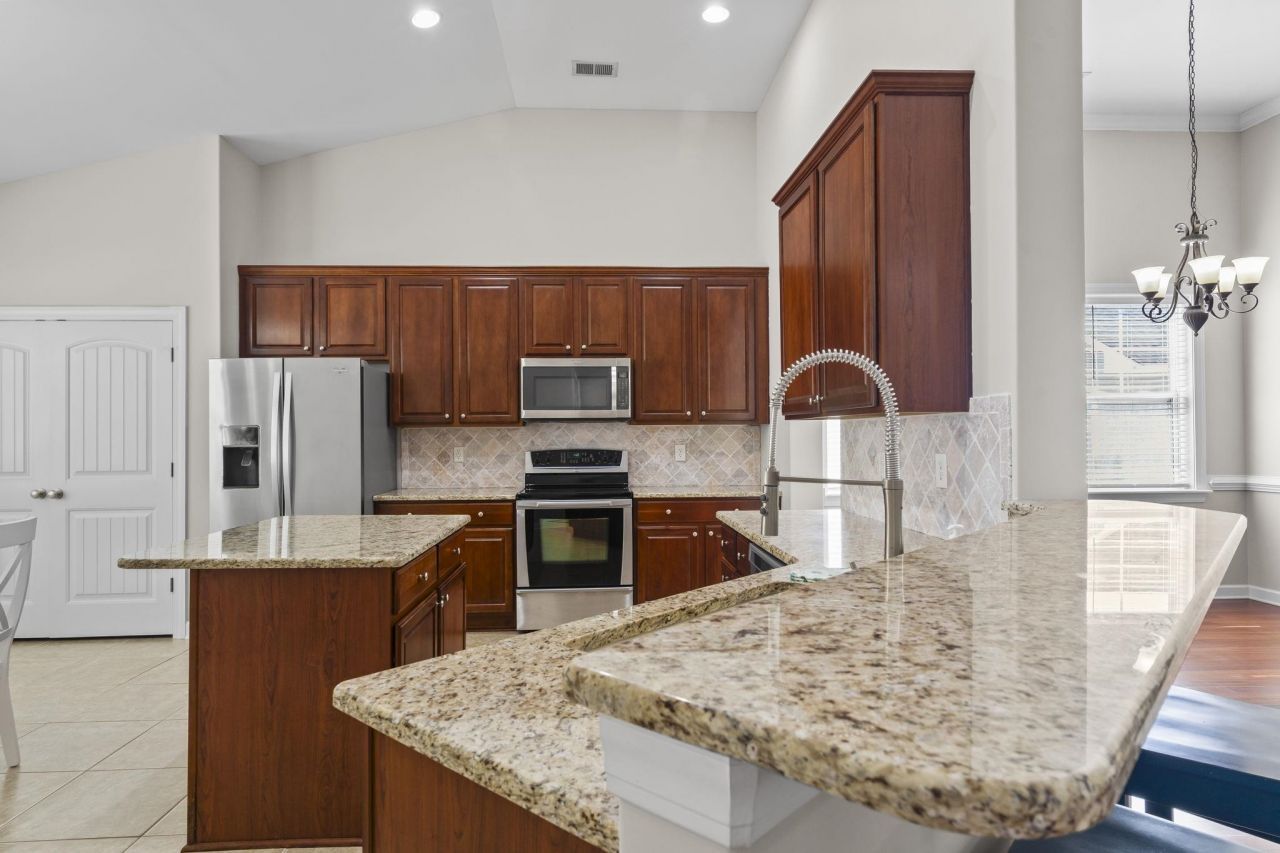 712 Tilly Pine Dr. Photo 22