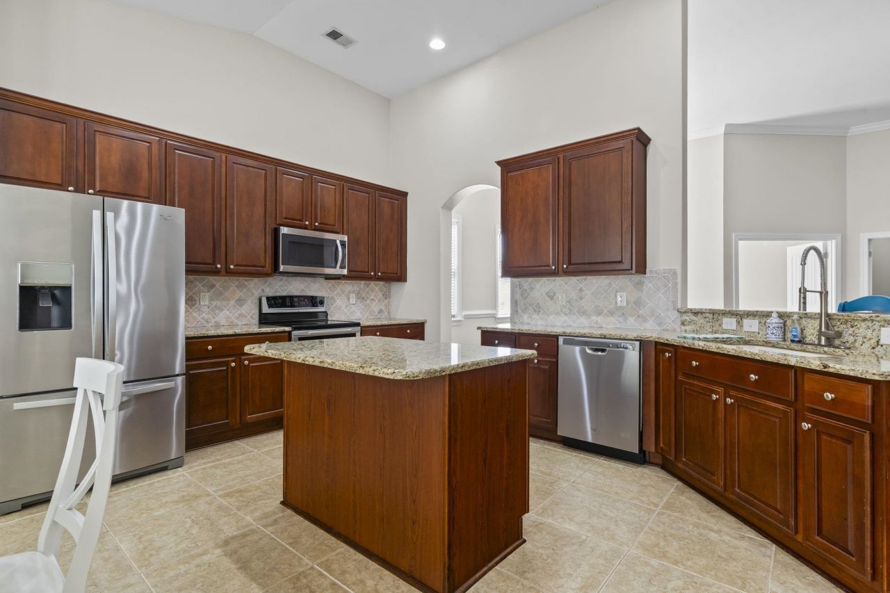 712 Tilly Pine Dr. Photo 23