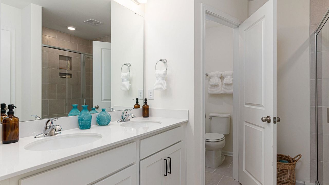 690 Bolder Way  Photo 10