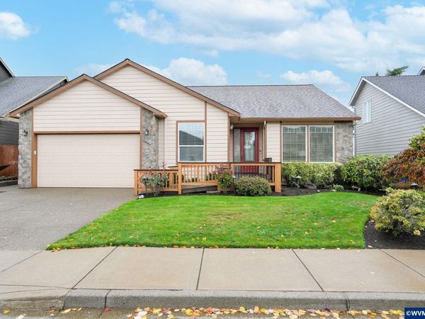 945 Caradon Ct NW, Salem, OR 97304
