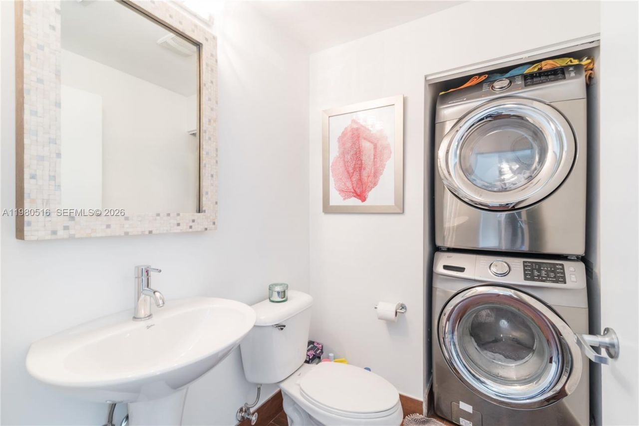 888 Biscayne Blvd , Unit 3506, Miami, FL 33132 Photo