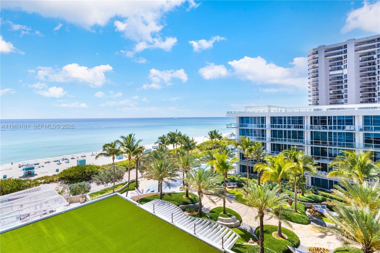 6801 Collins Ave #610 Door, Unit 612, Miami Beach, FL 33141 Photo