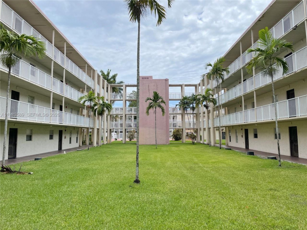 2800 NW 56th Ave, Unit E103, Lauderhill, FL 33313 Photo