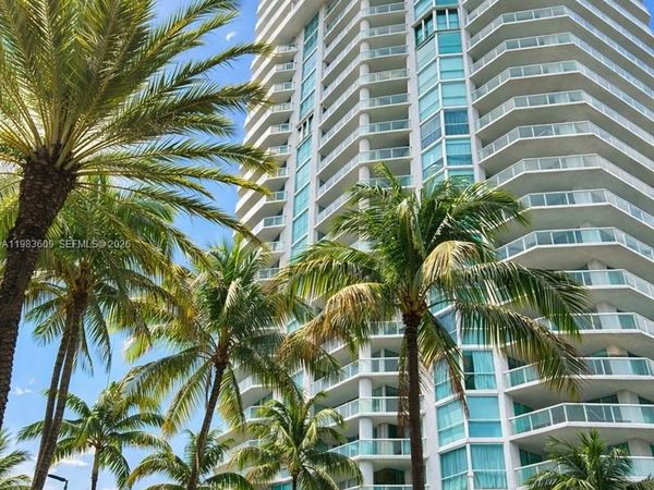 16400 Collins Ave, Unit 442, Sunny Isles Beach, FL 33160