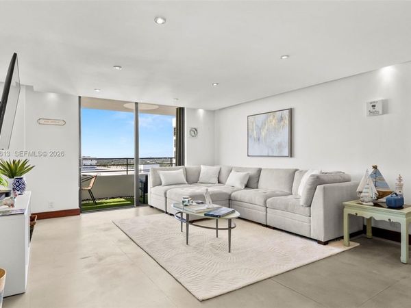 2500 Parkview Dr, Unit 2319, Hallandale Beach, FL 33009