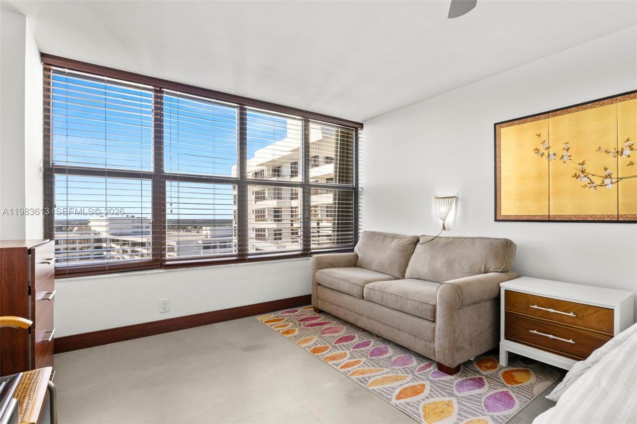 2500 Parkview Dr, Unit 2319, Hallandale Beach, FL 33009 Photo