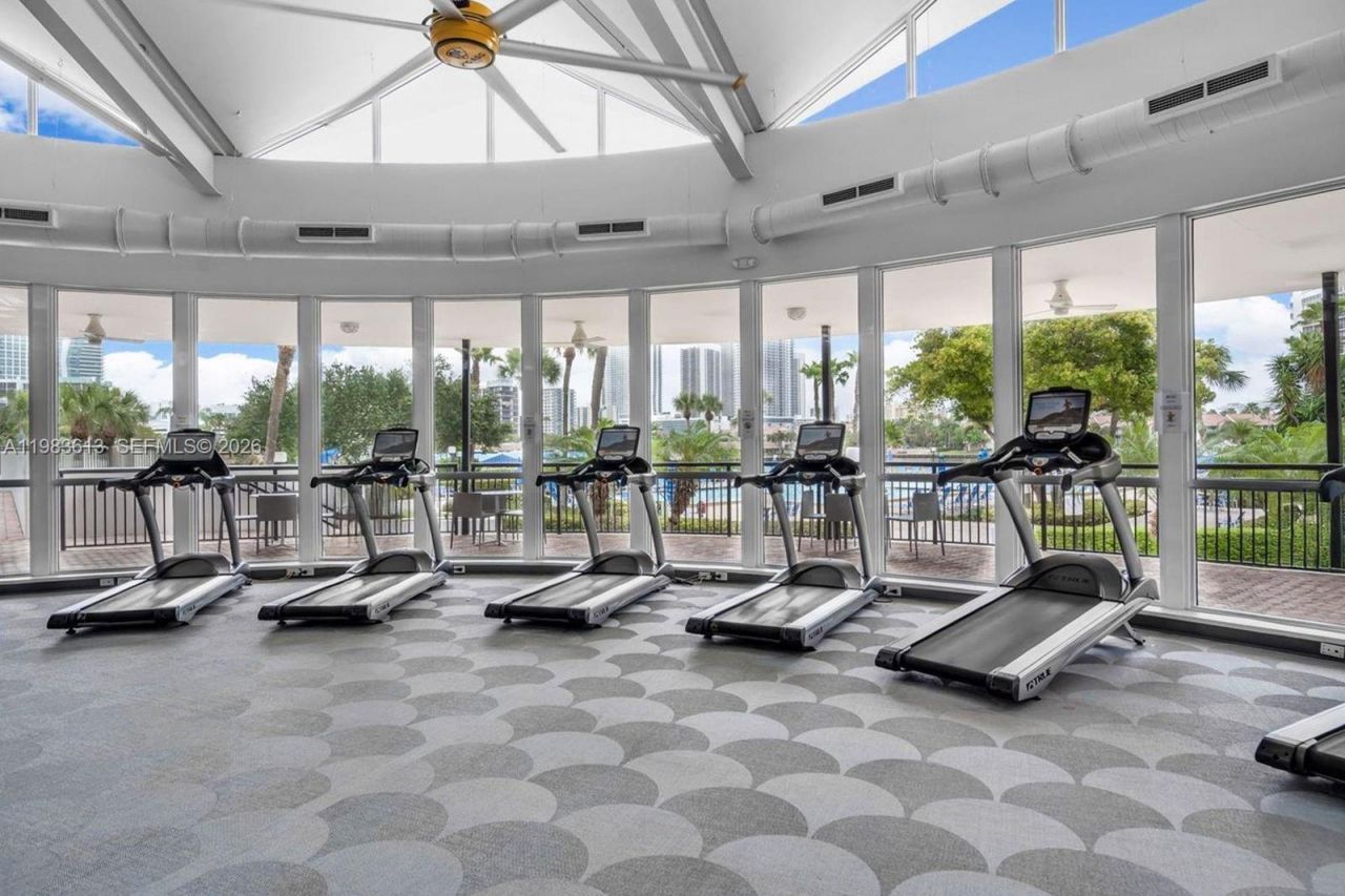 2500 Parkview Dr, Unit 2319, Hallandale Beach, FL 33009 Photo