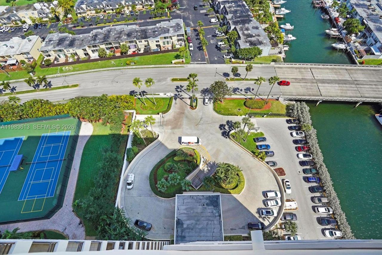 2500 Parkview Dr, Unit 2319, Hallandale Beach, FL 33009 Photo