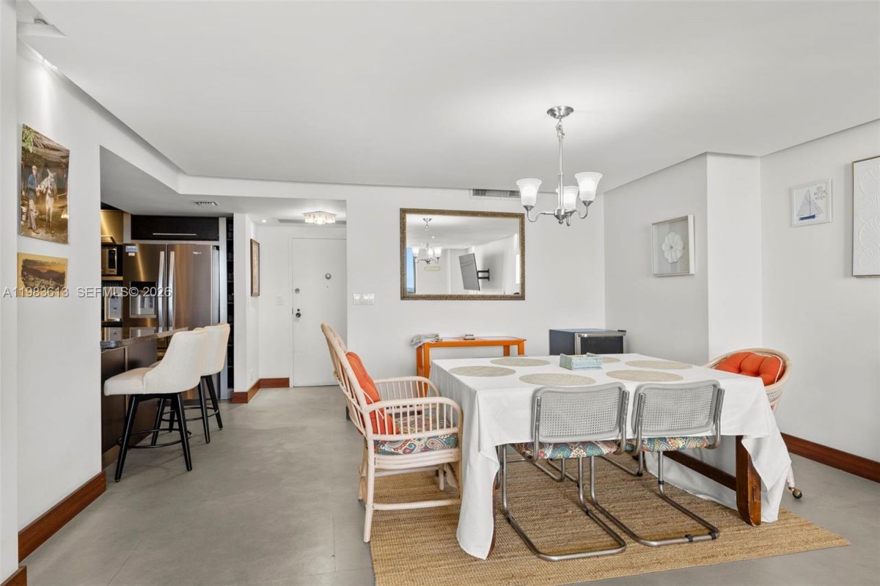 2500 Parkview Dr, Unit 2319, Hallandale Beach, FL 33009 Photo