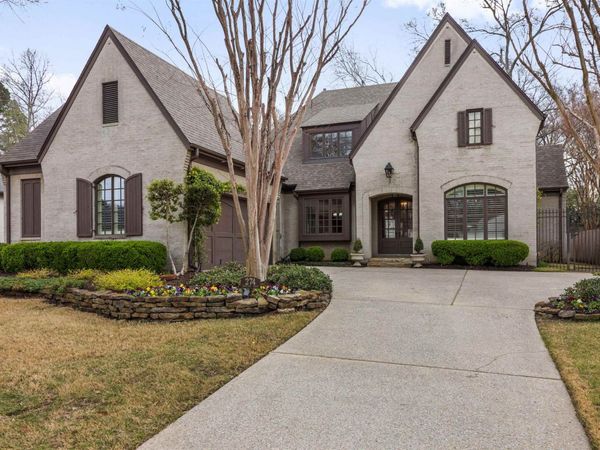 274 EASTLAND DR, Memphis, TN 38111