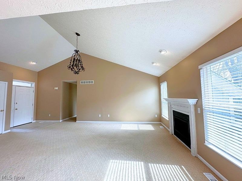 613 Ericston Court, Painesville, OH 44077 Photo 4