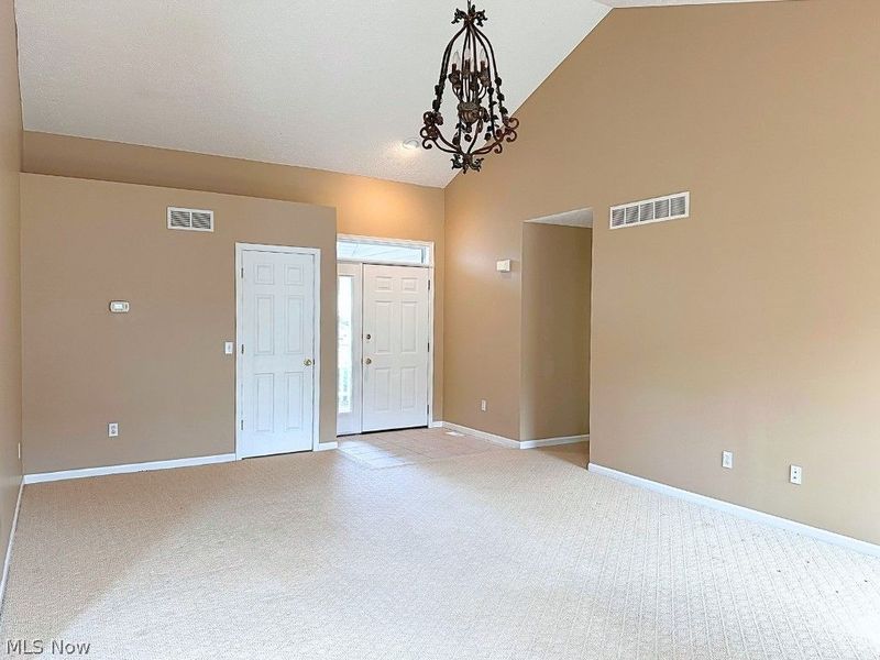 613 Ericston Court, Painesville, OH 44077 Photo 5