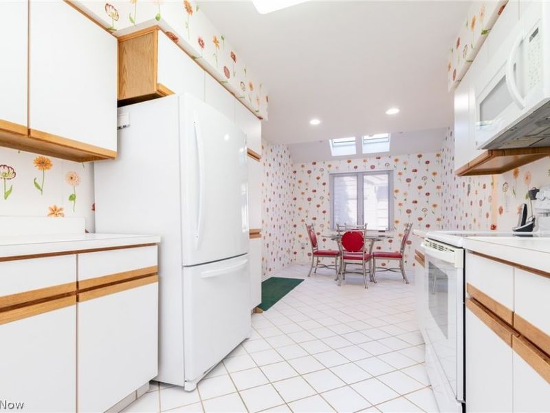 4 Chelsea Court, Beachwood, OH 44122 Photo 12