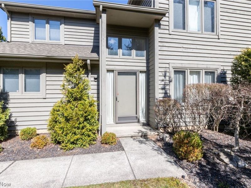 4 Chelsea Court, Beachwood, OH 44122 Photo 3