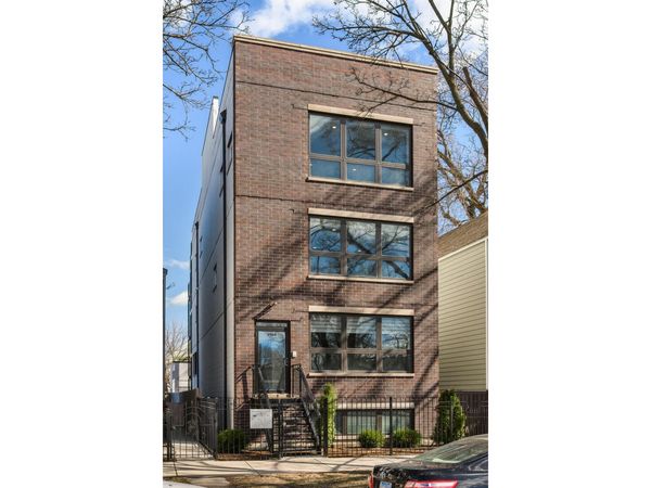 2705 N Hamlin Avenue , Unit 3, Chicago, IL 60647
